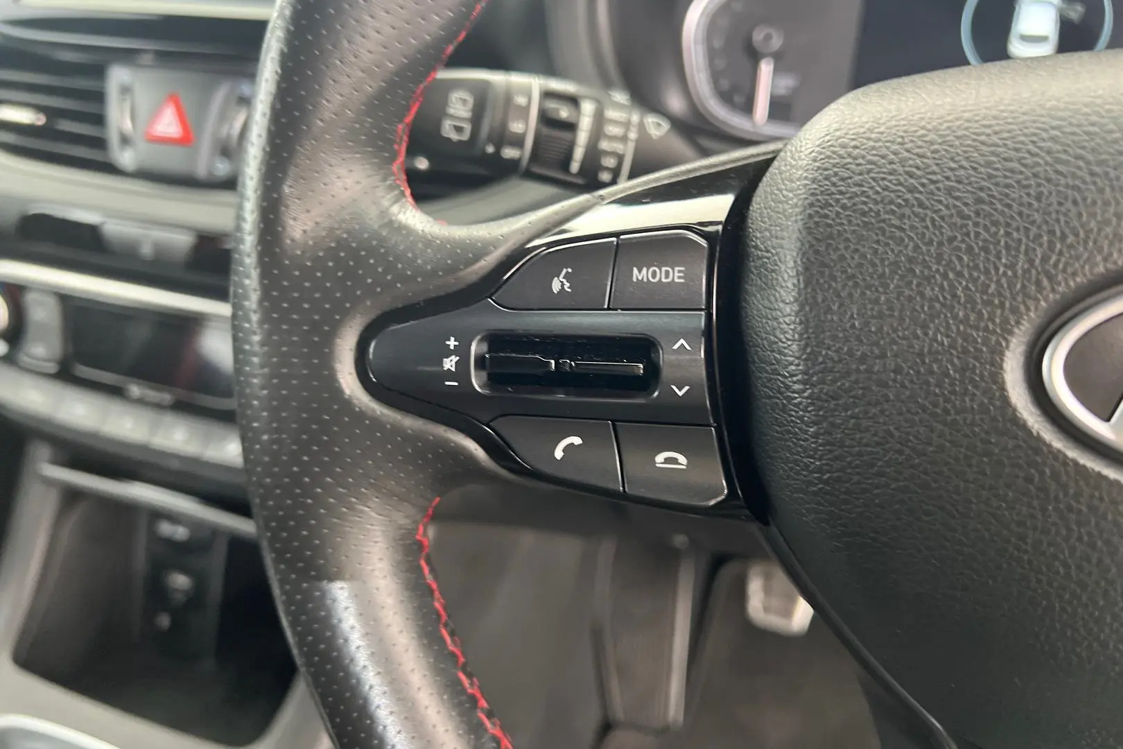 2020 Hyundai i30 Gallery Image 15