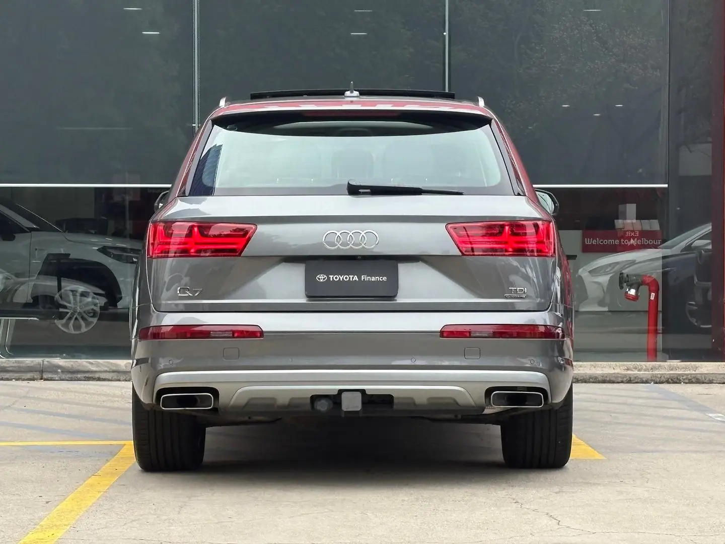 2017 Audi Q7 Gallery Image 9