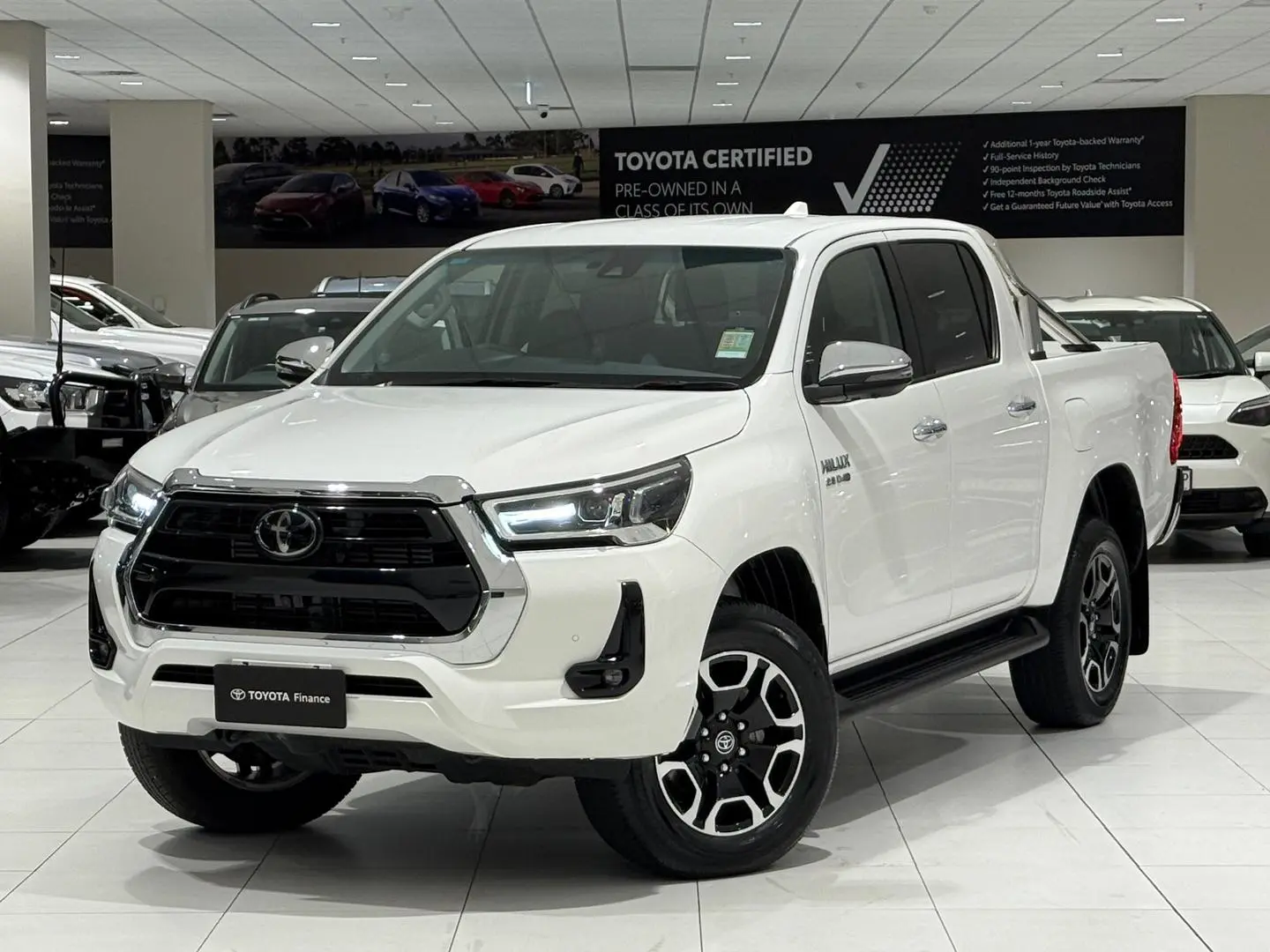 2023 Toyota Hilux Gallery Image 4