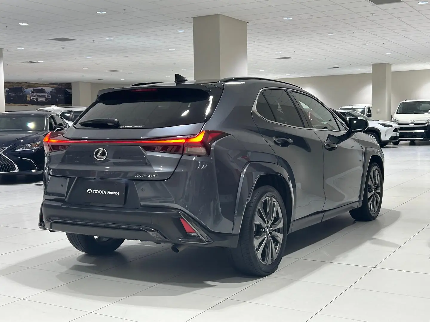 2023 Lexus UX Gallery Image 10