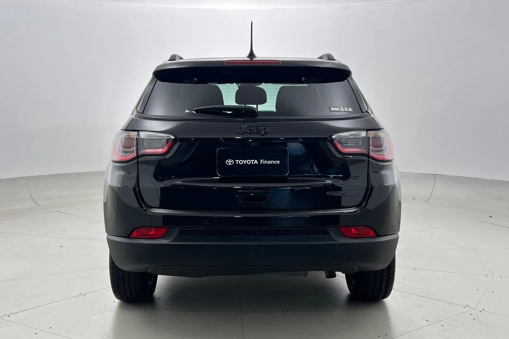 2022 Jeep Compass Gallery Image 3