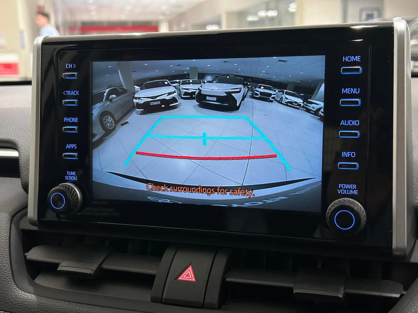 2022 Toyota RAV4 Gallery Image 15