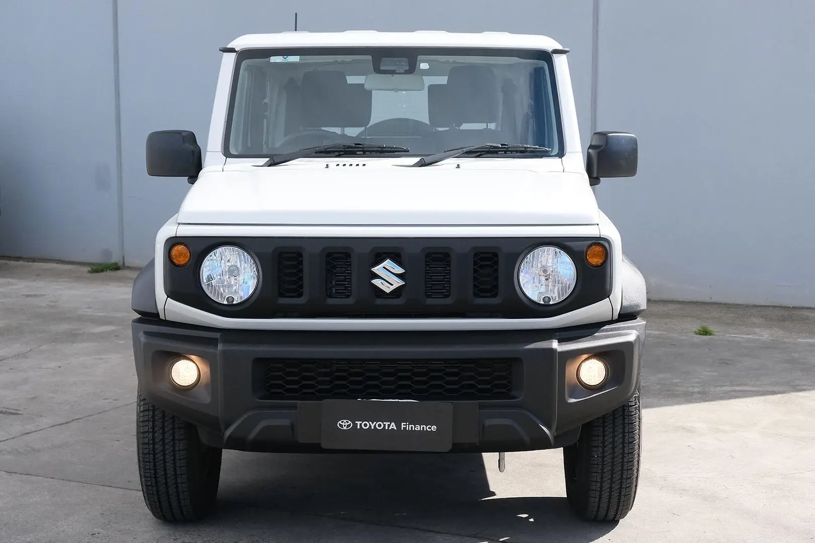 2022 Suzuki Jimny Gallery Image 3