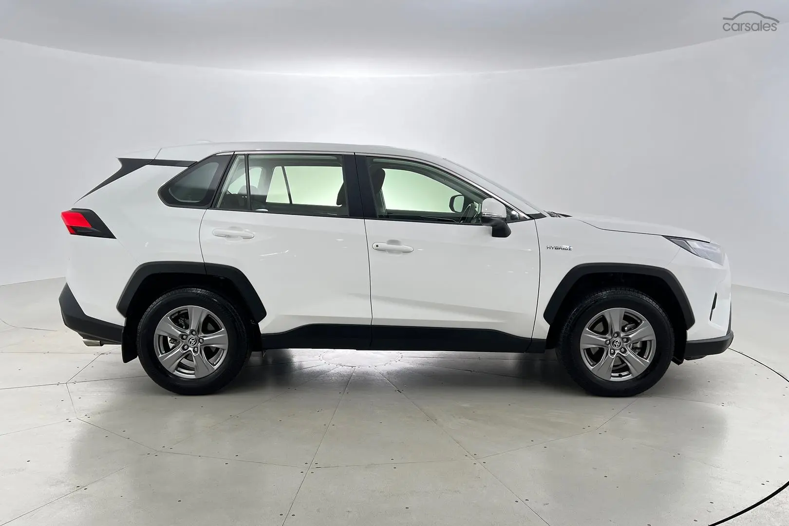 2024 Toyota RAV4 Image 2