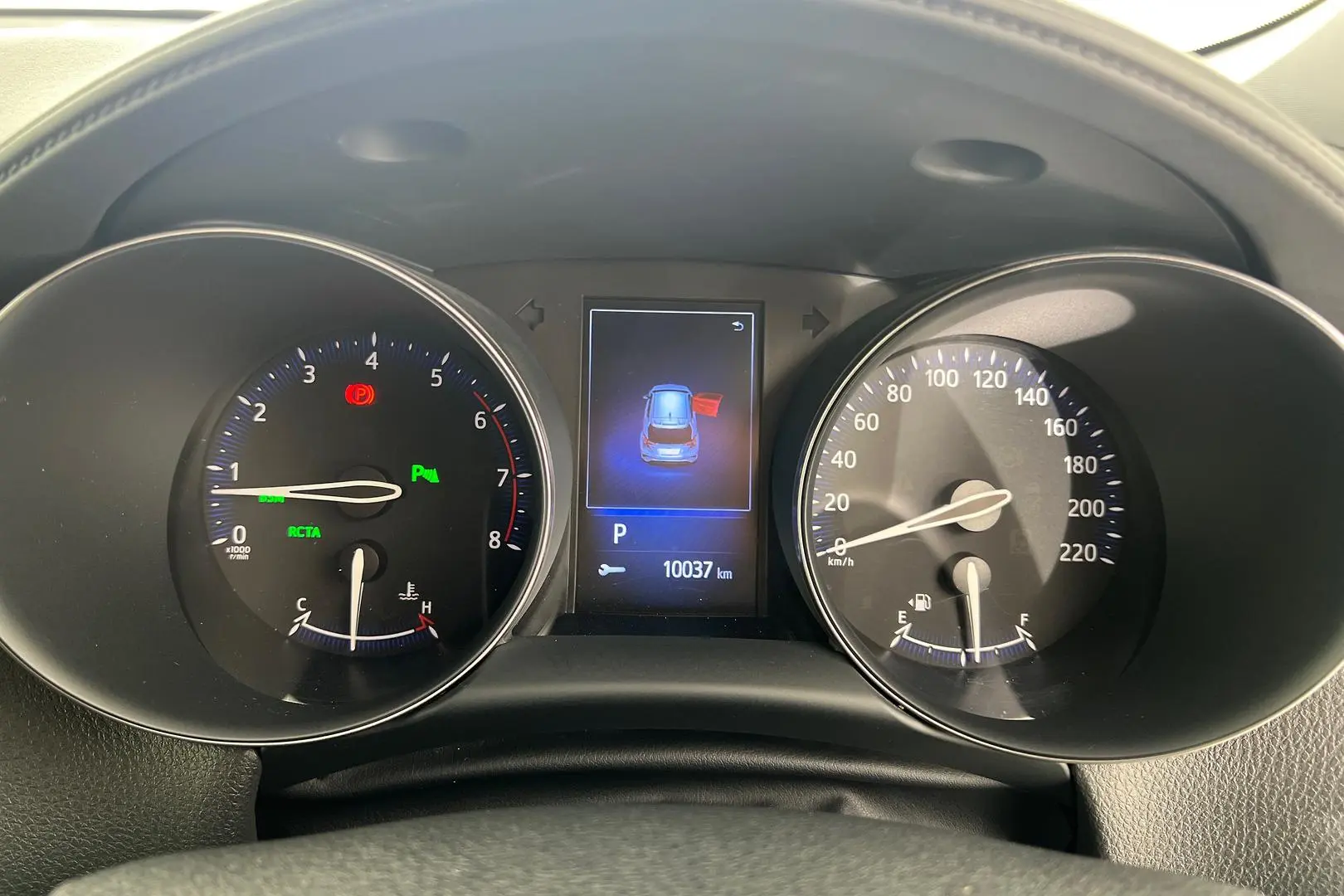 2019 Toyota C-HR Gallery Image 18