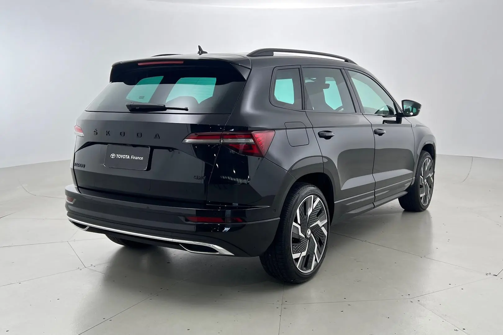 2023 SKODA Karoq Gallery Image 4