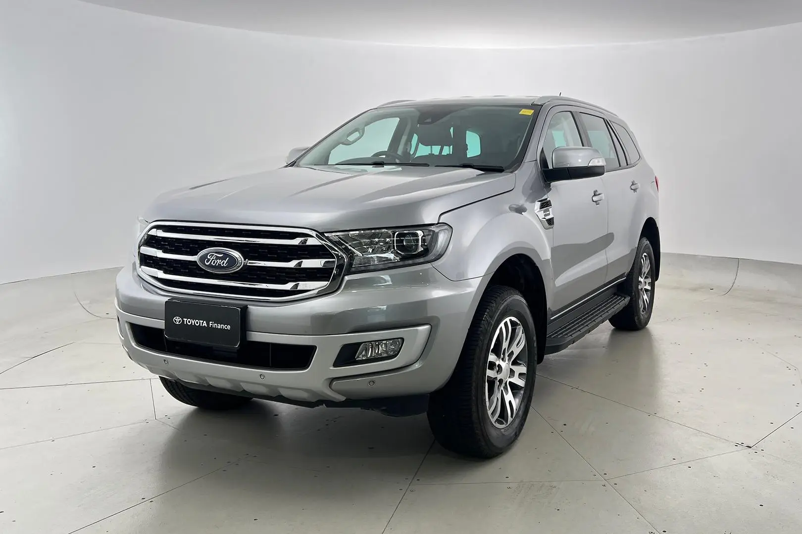 2020 Ford Everest Gallery Image 9