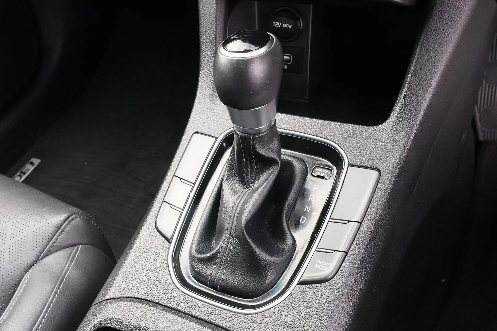 2021 Hyundai i30 Gallery Image 16