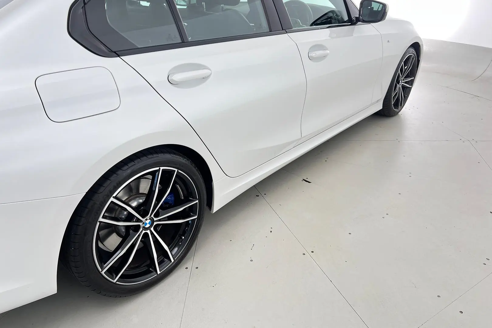 2021 BMW 3 Series Gallery Image 5