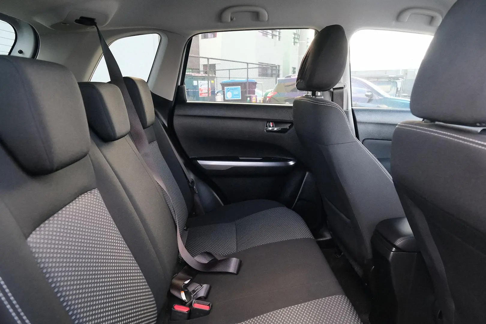2021 Suzuki Vitara Gallery Image 11