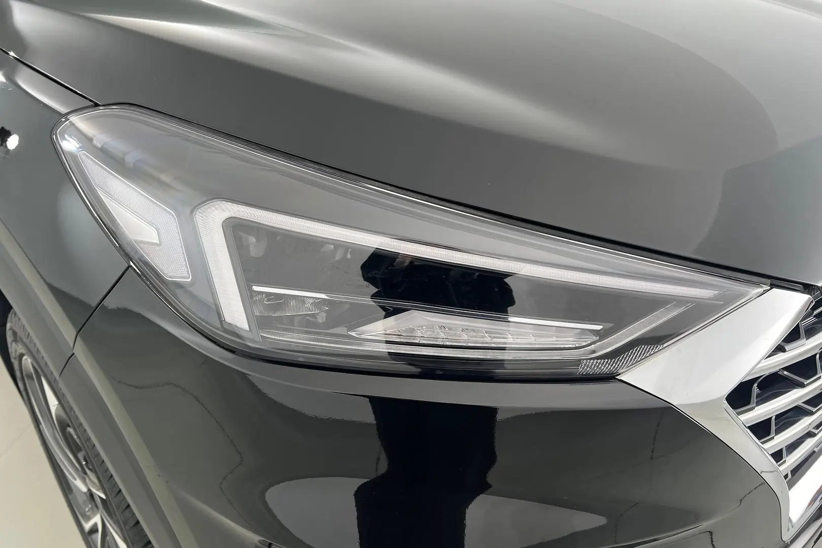 2018 Hyundai Tucson Gallery Image 2