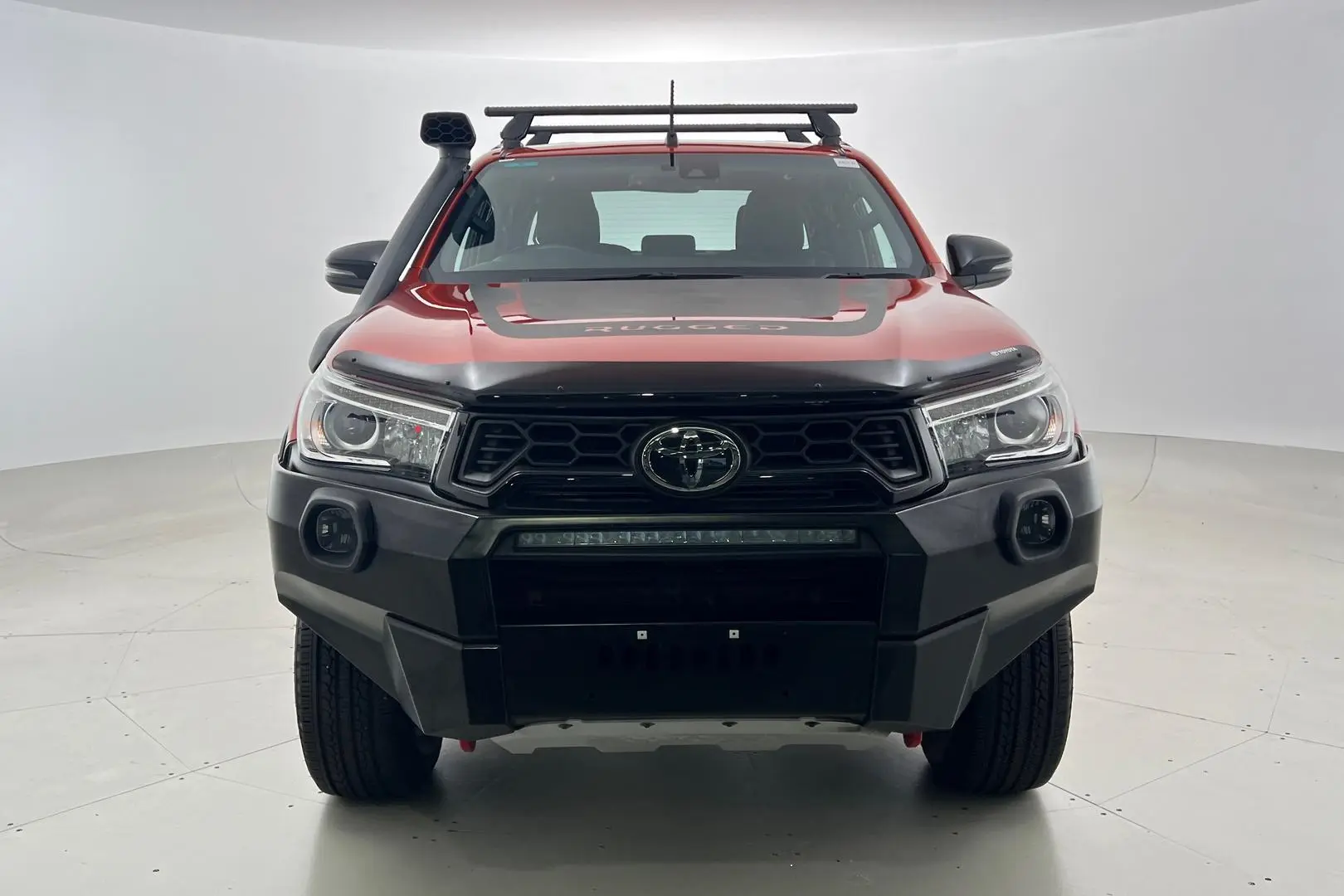 2019 Toyota Hilux Gallery Image 3