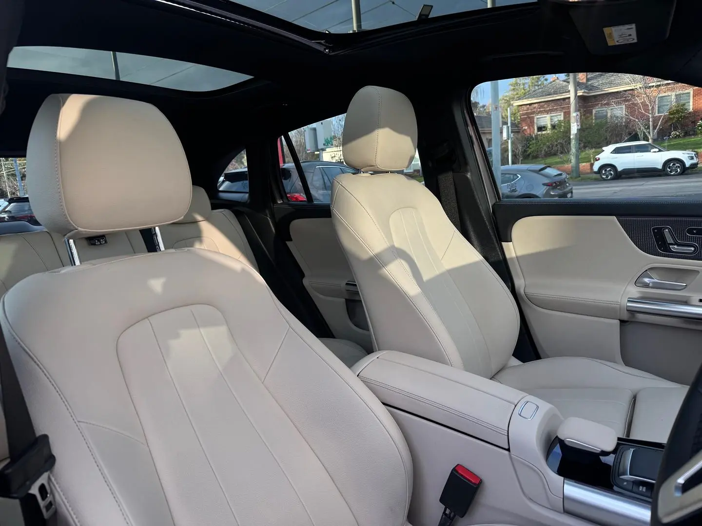 2021 Mercedes-Benz GLA-Class Gallery Image 15