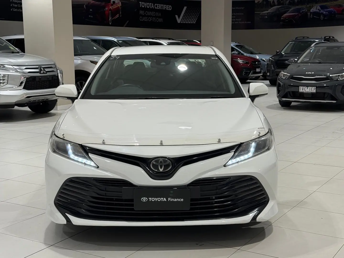 2018 Toyota Camry Gallery Image 4