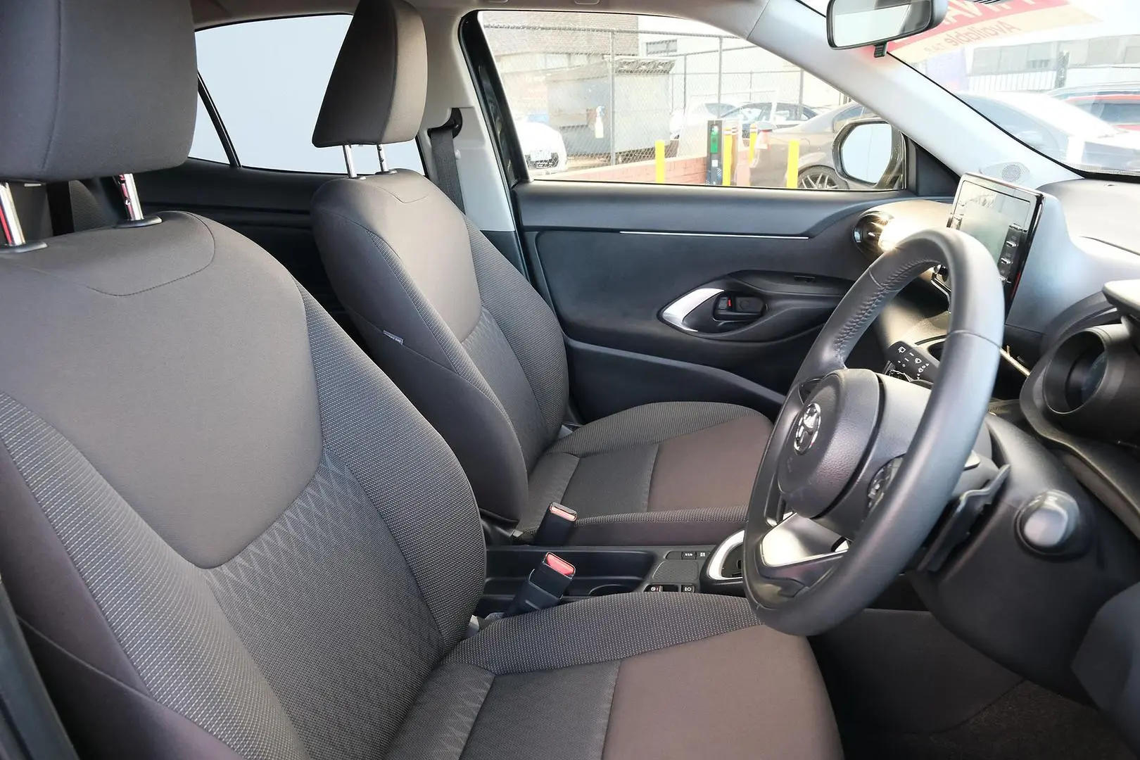 2023 Toyota Yaris Cross Gallery Image 13