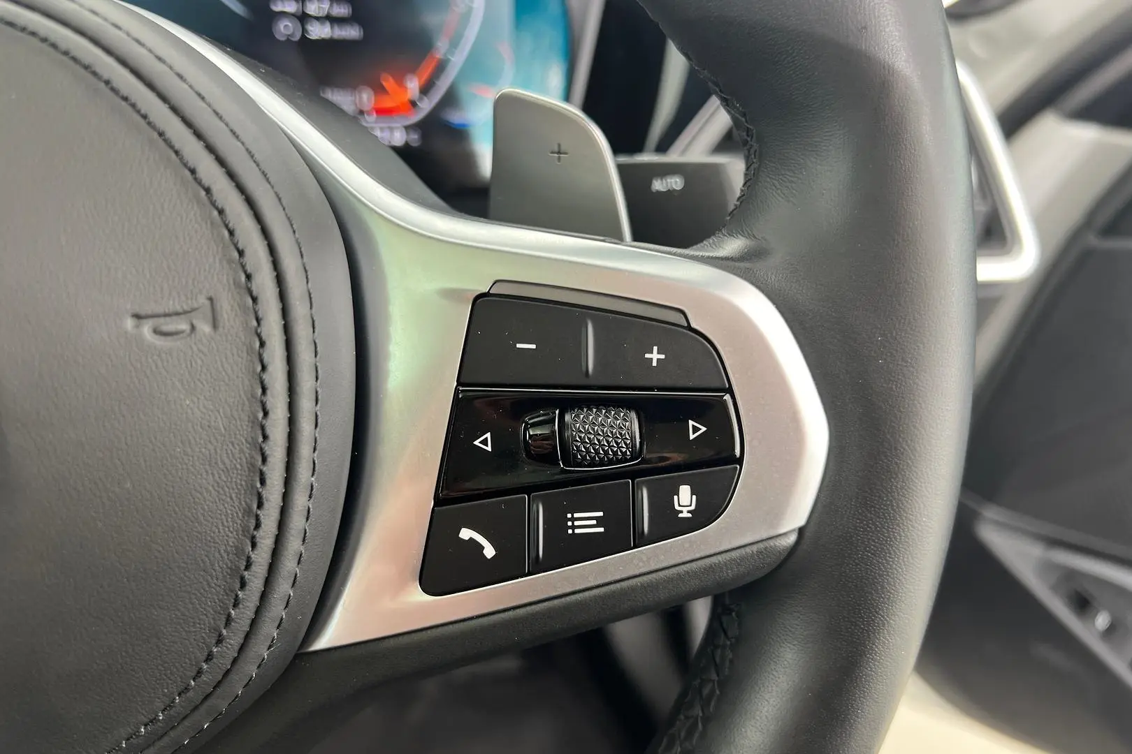 2019 BMW 3 Series Gallery Image 21