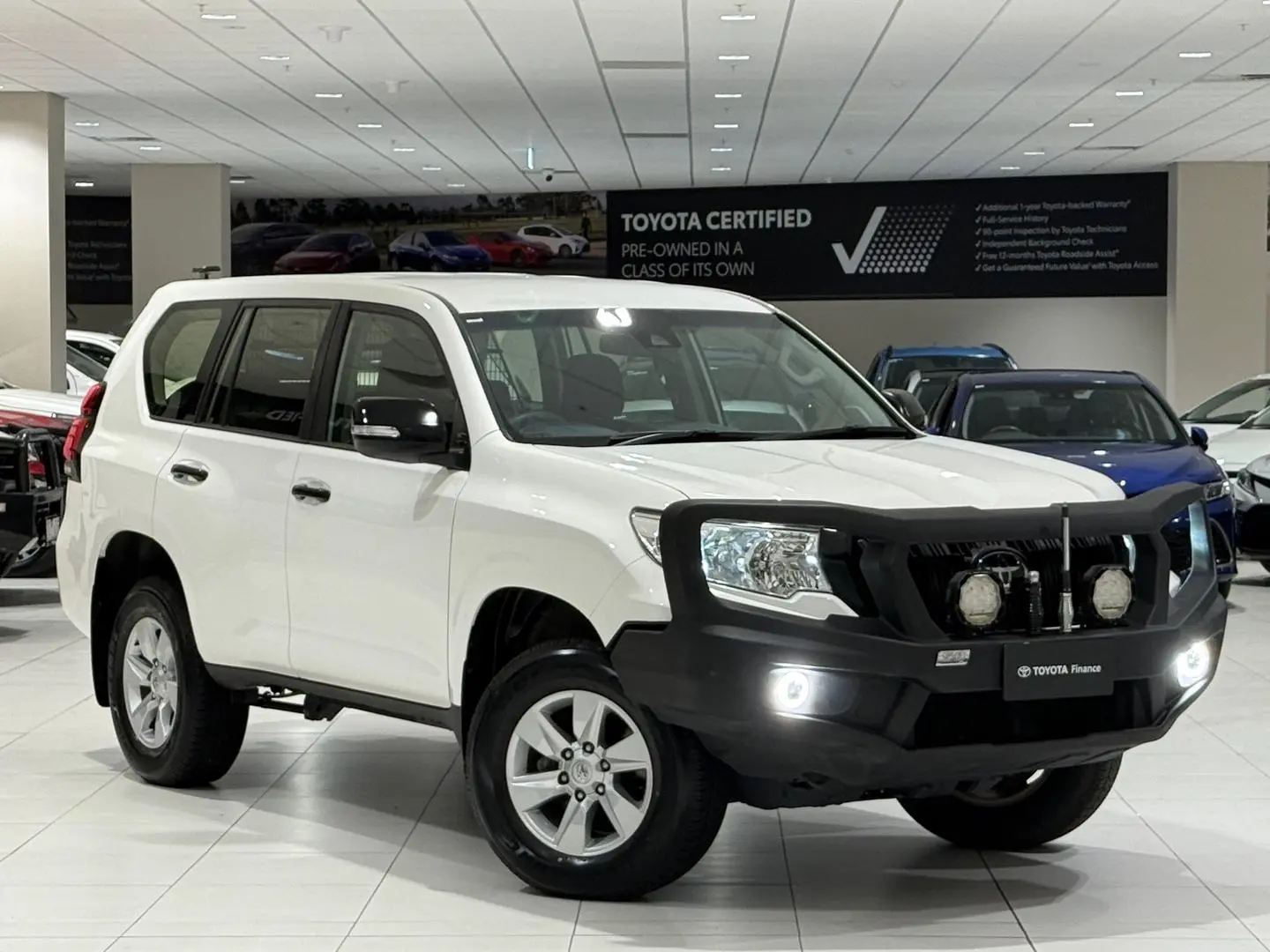 2021 Toyota Landcruiser Prado Gallery Image 1