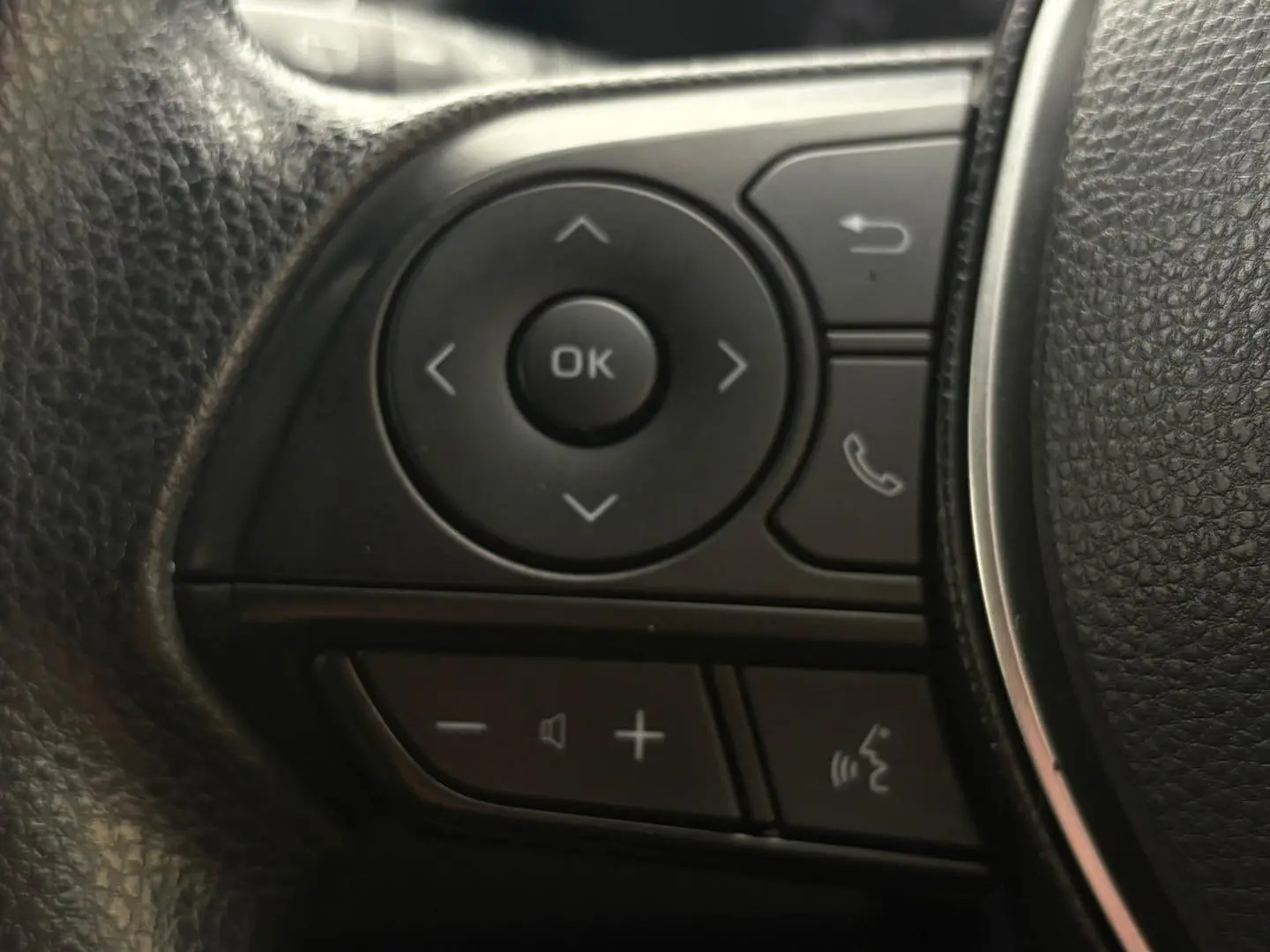 2019 Toyota Corolla Gallery Image 18