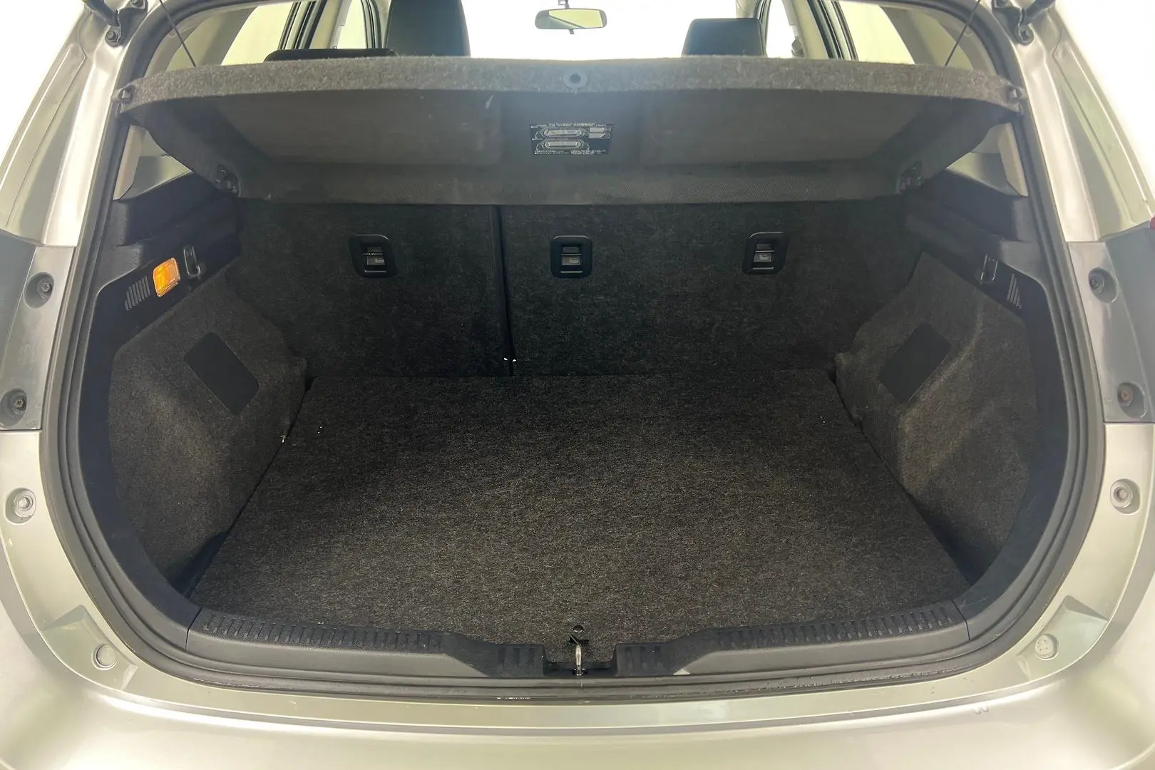 2018 Toyota Corolla Gallery Image 15