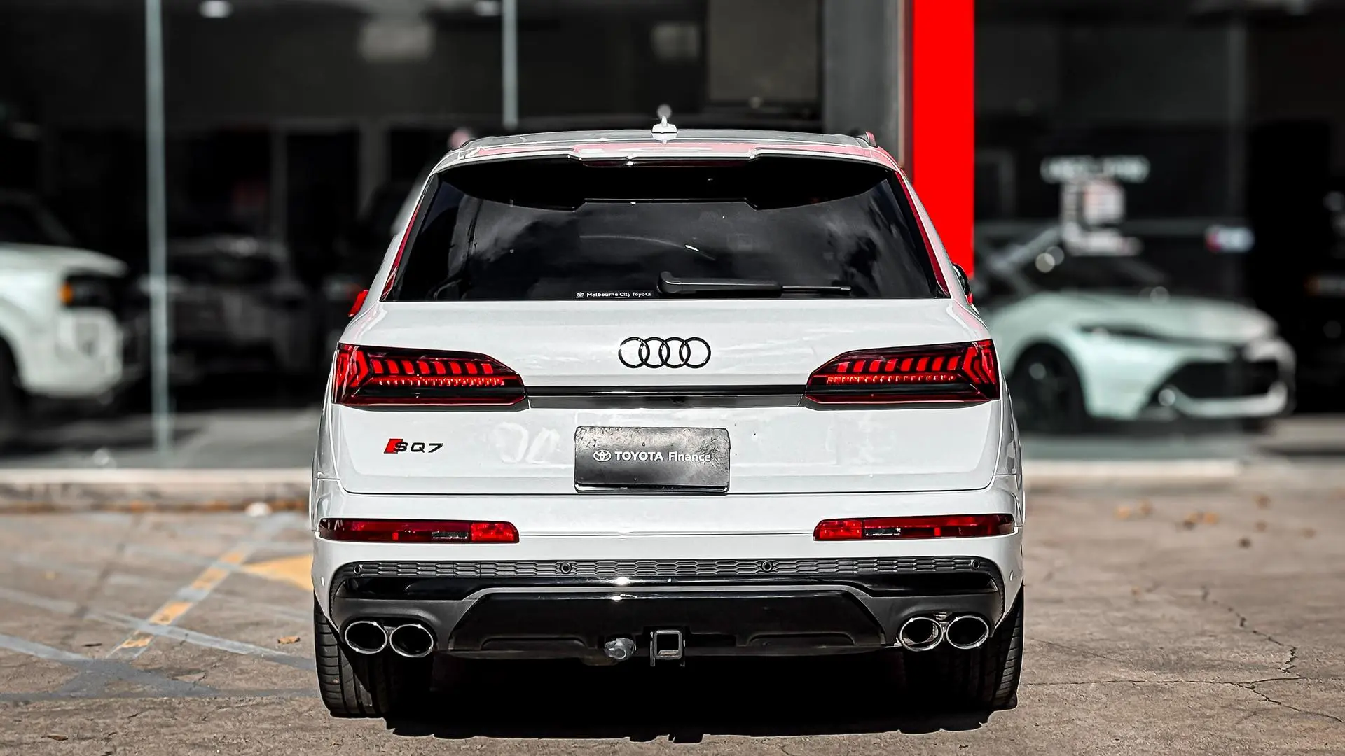 2021 Audi SQ7 Gallery Image 8