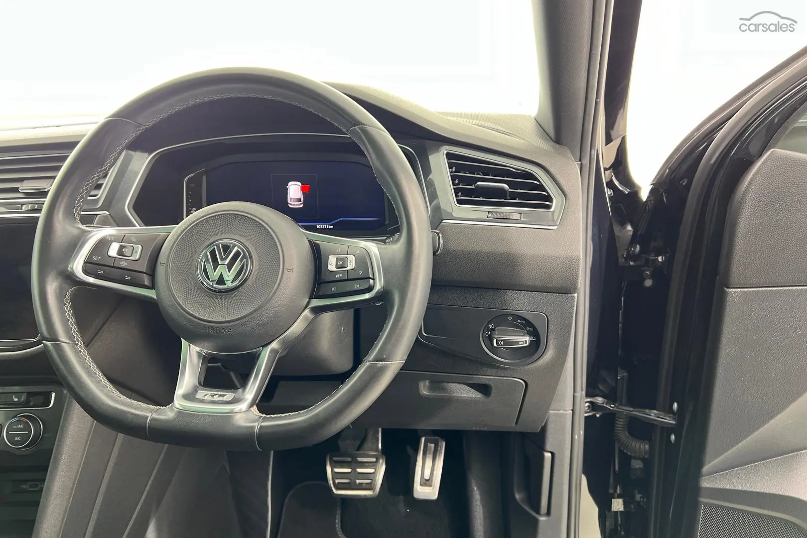 2019 Volkswagen Tiguan Image 16