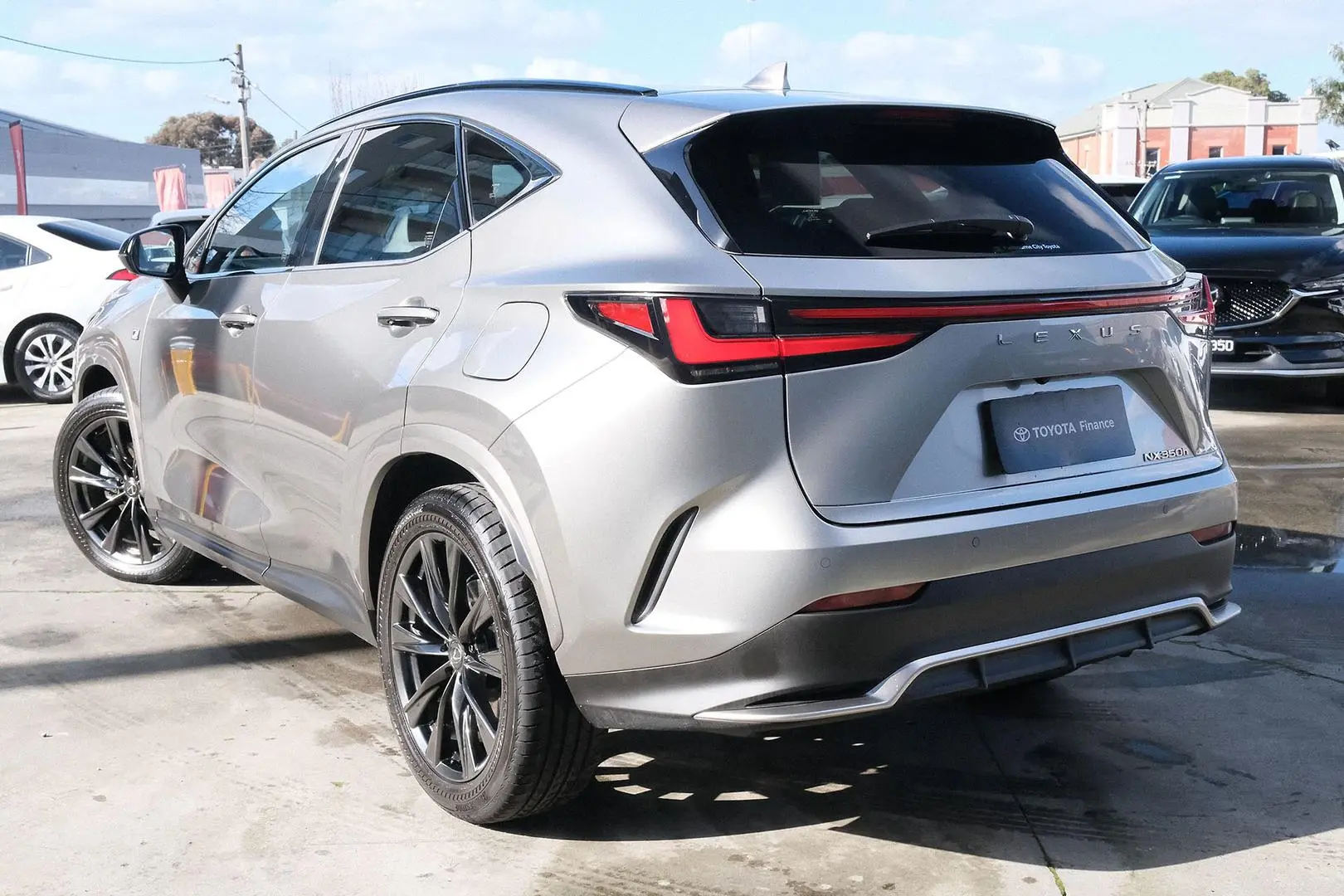 2024 Lexus NX Gallery Image 2