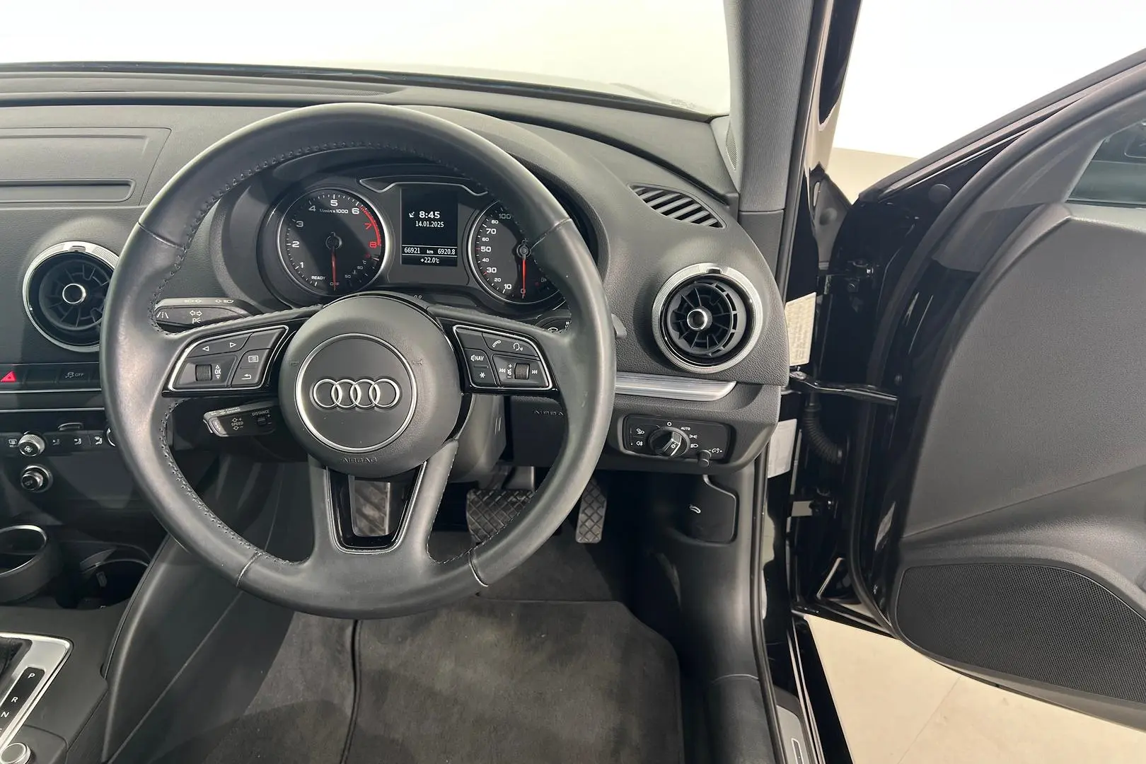 2020 Audi A3 Gallery Image 17