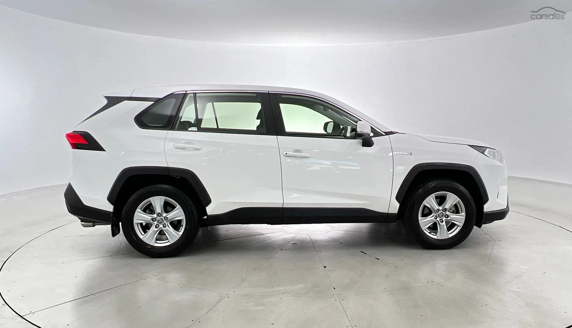 2021 Toyota RAV4 Image 2