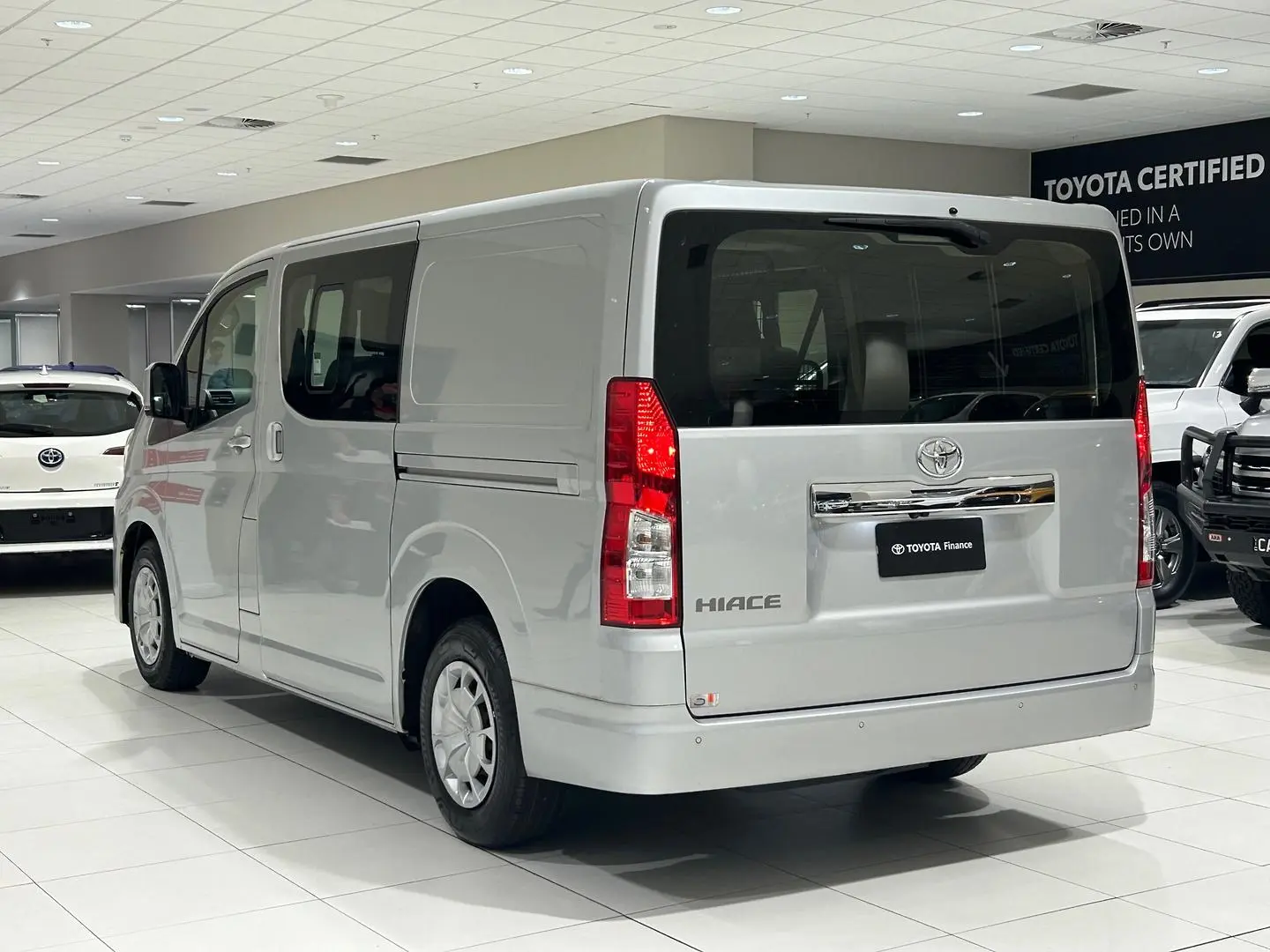 2020 Toyota Hiace Gallery Image 8