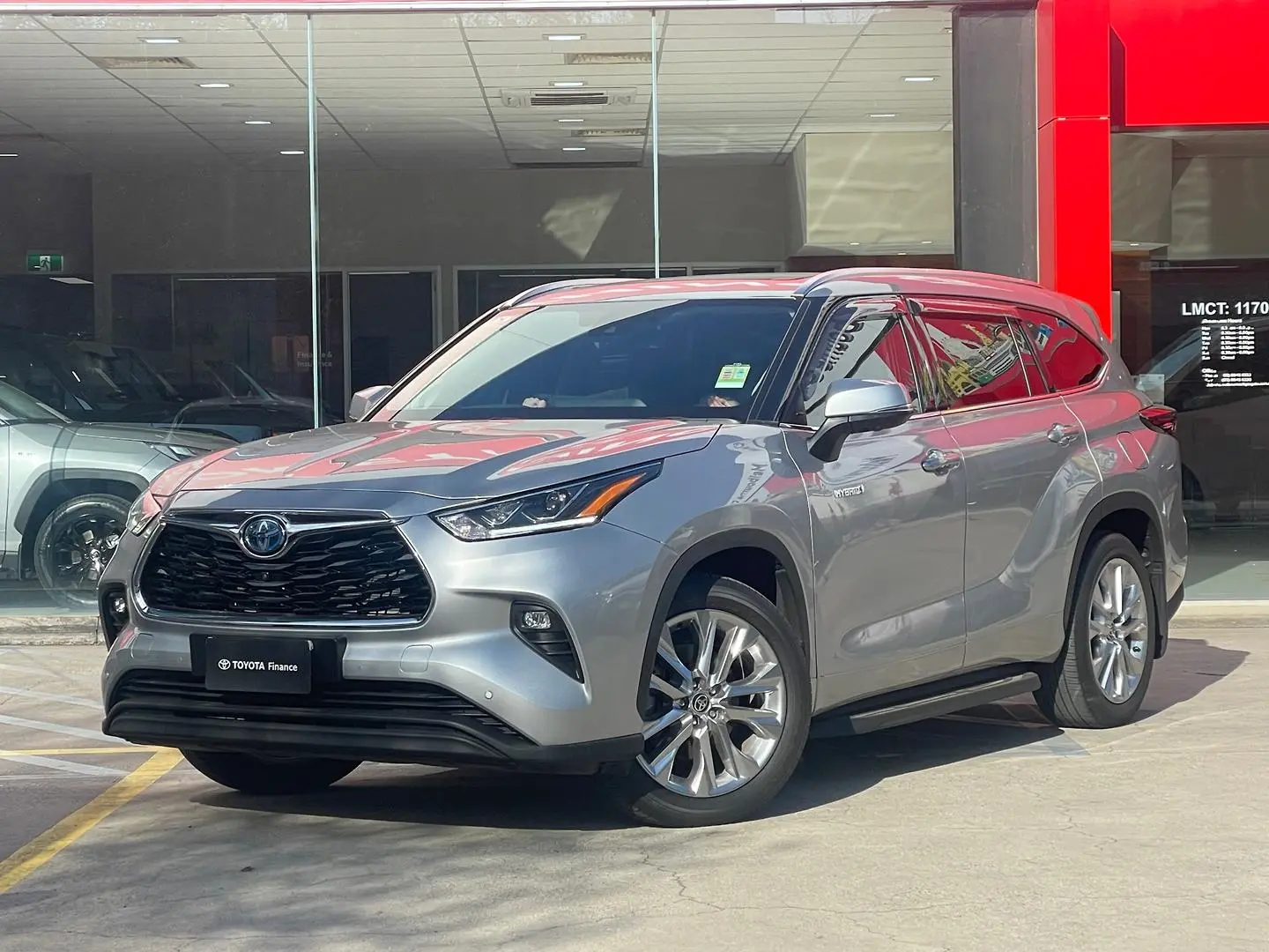 2024 Toyota Kluger Gallery Image 4