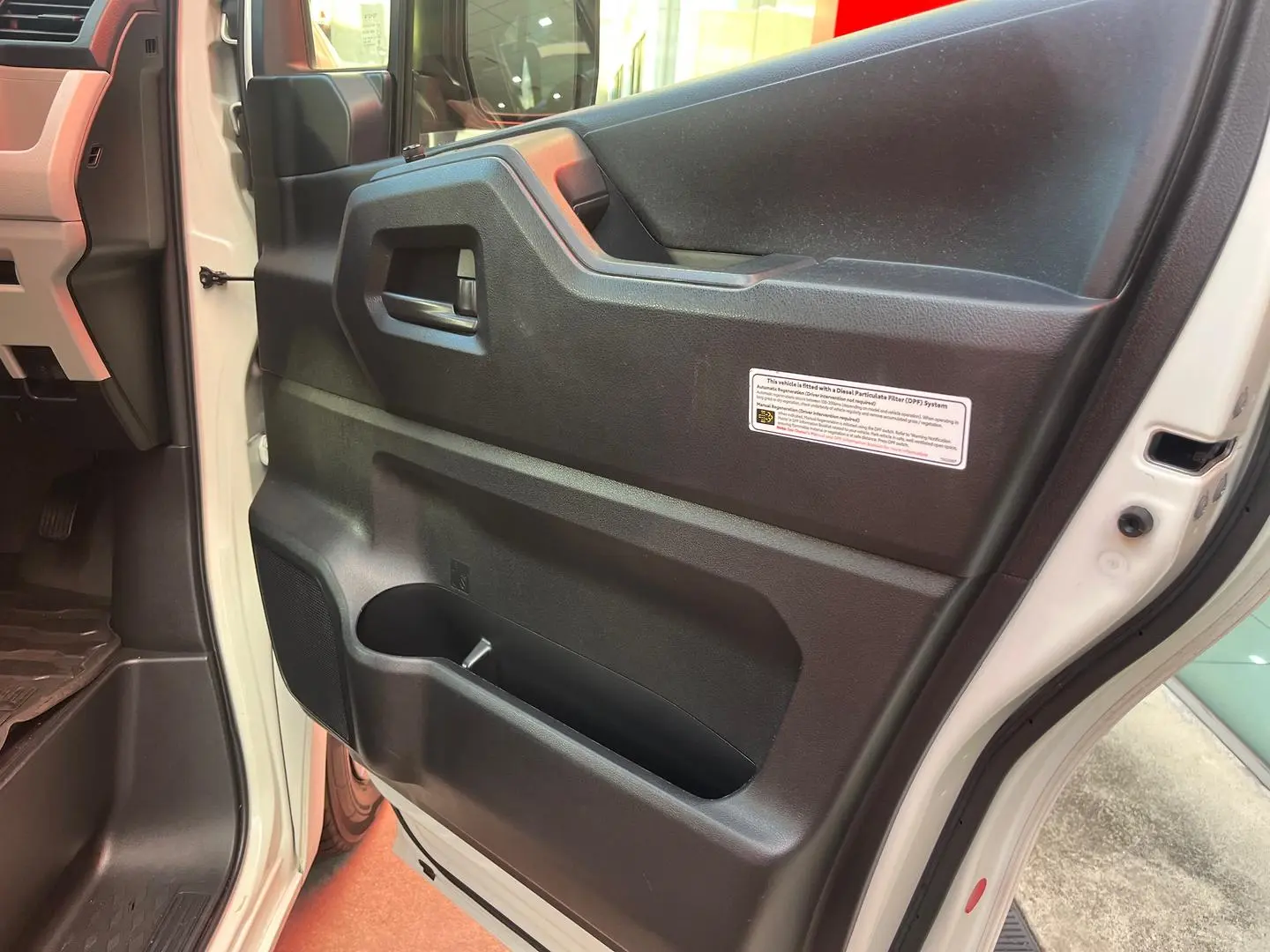 2021 Toyota Hiace Gallery Image 11