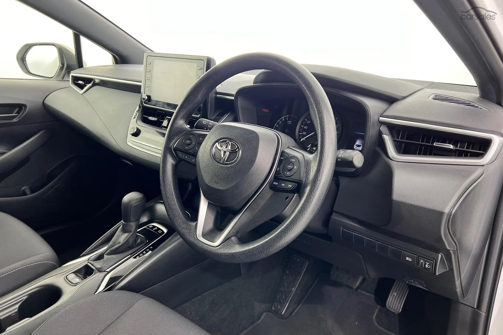 2018 Toyota Corolla Image 3