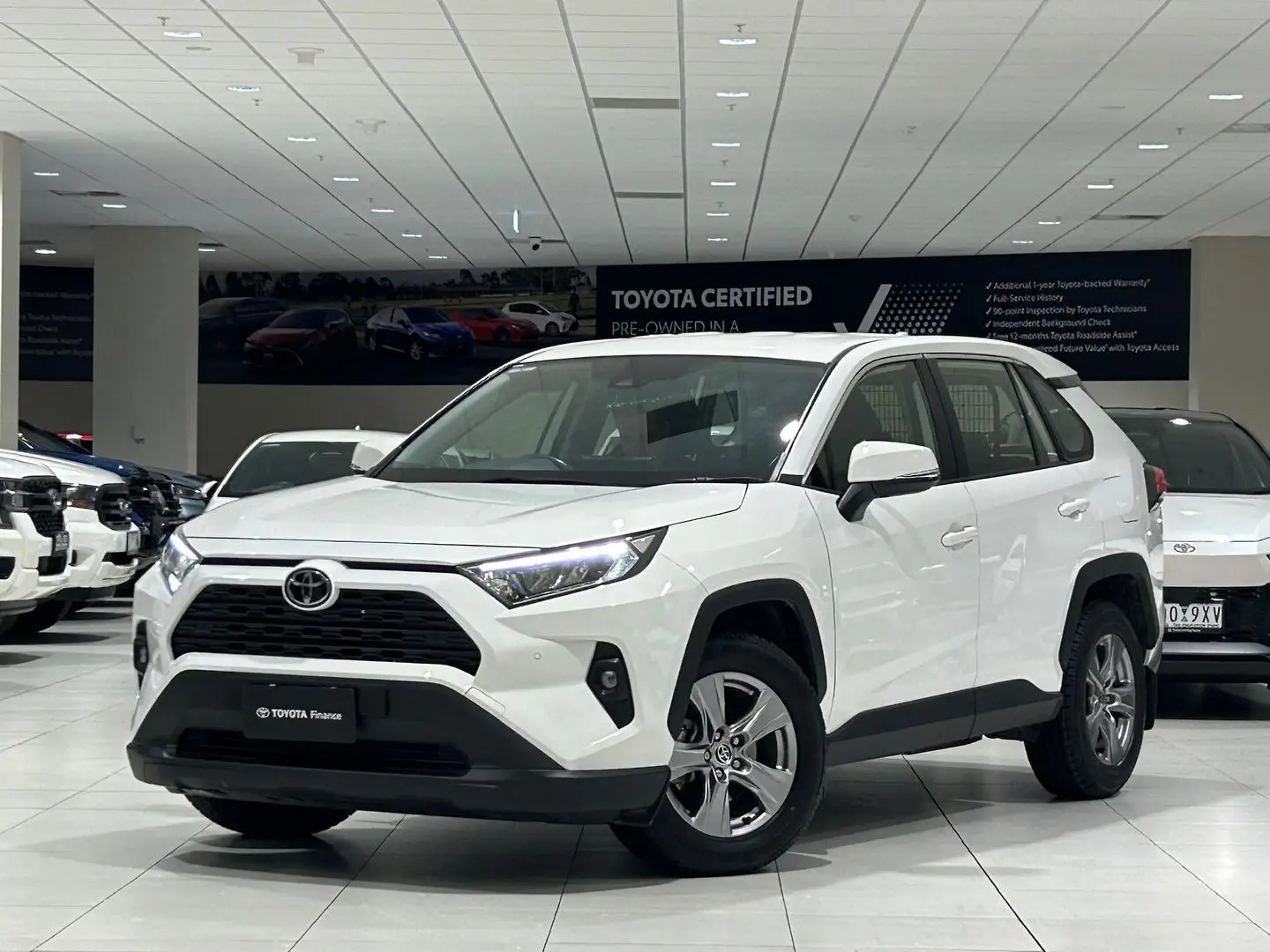 2022 Toyota RAV4 Gallery Image 5