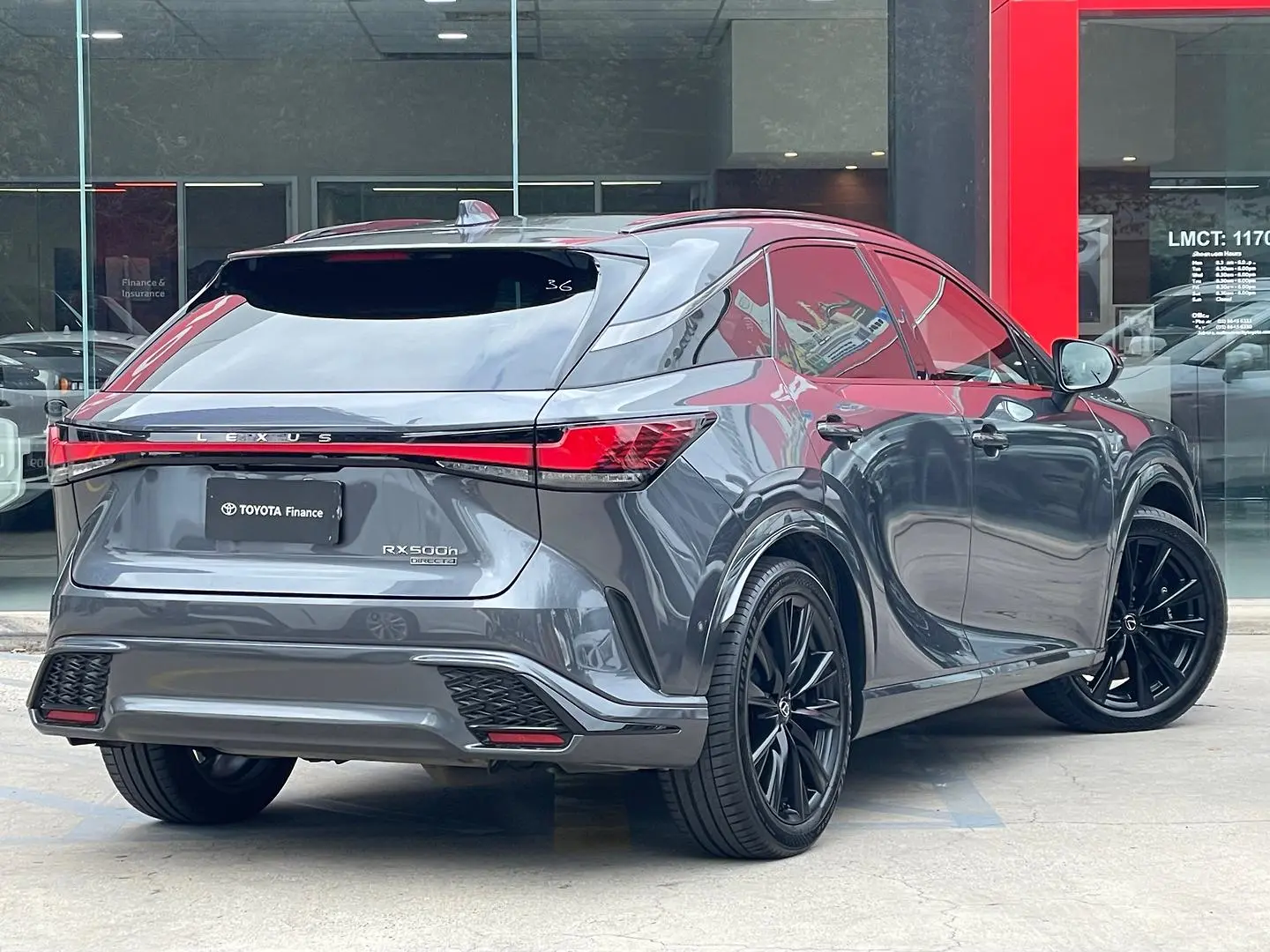 2024 Lexus RX Gallery Image 6