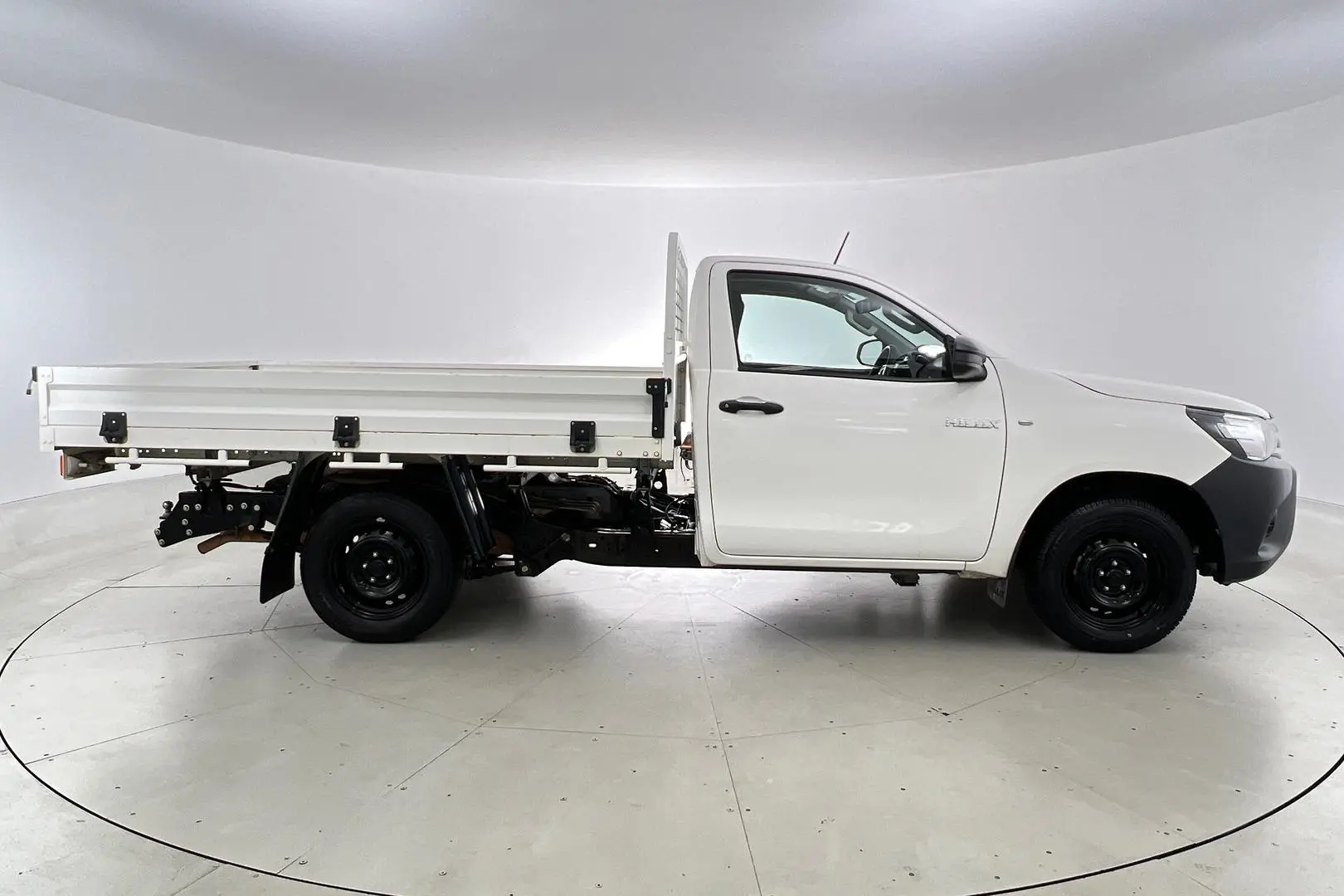 2020 Toyota Hilux Gallery Image 5