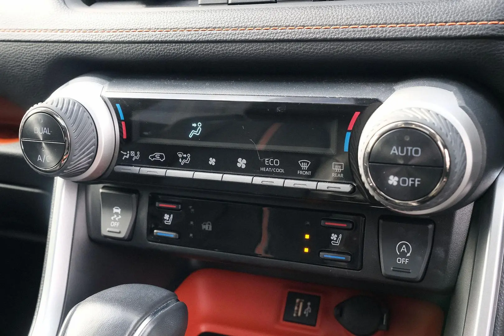 2024 Toyota RAV4 Gallery Image 20