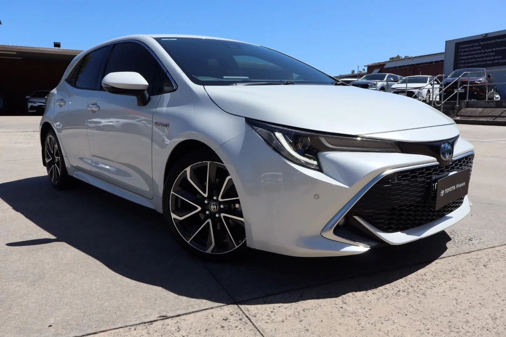 2020 Toyota Corolla Gallery Image 1