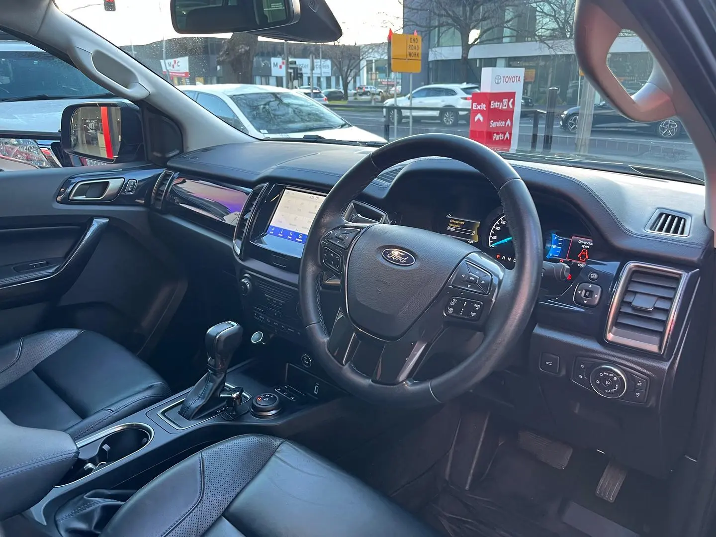 2022 Ford Everest Gallery Image 15