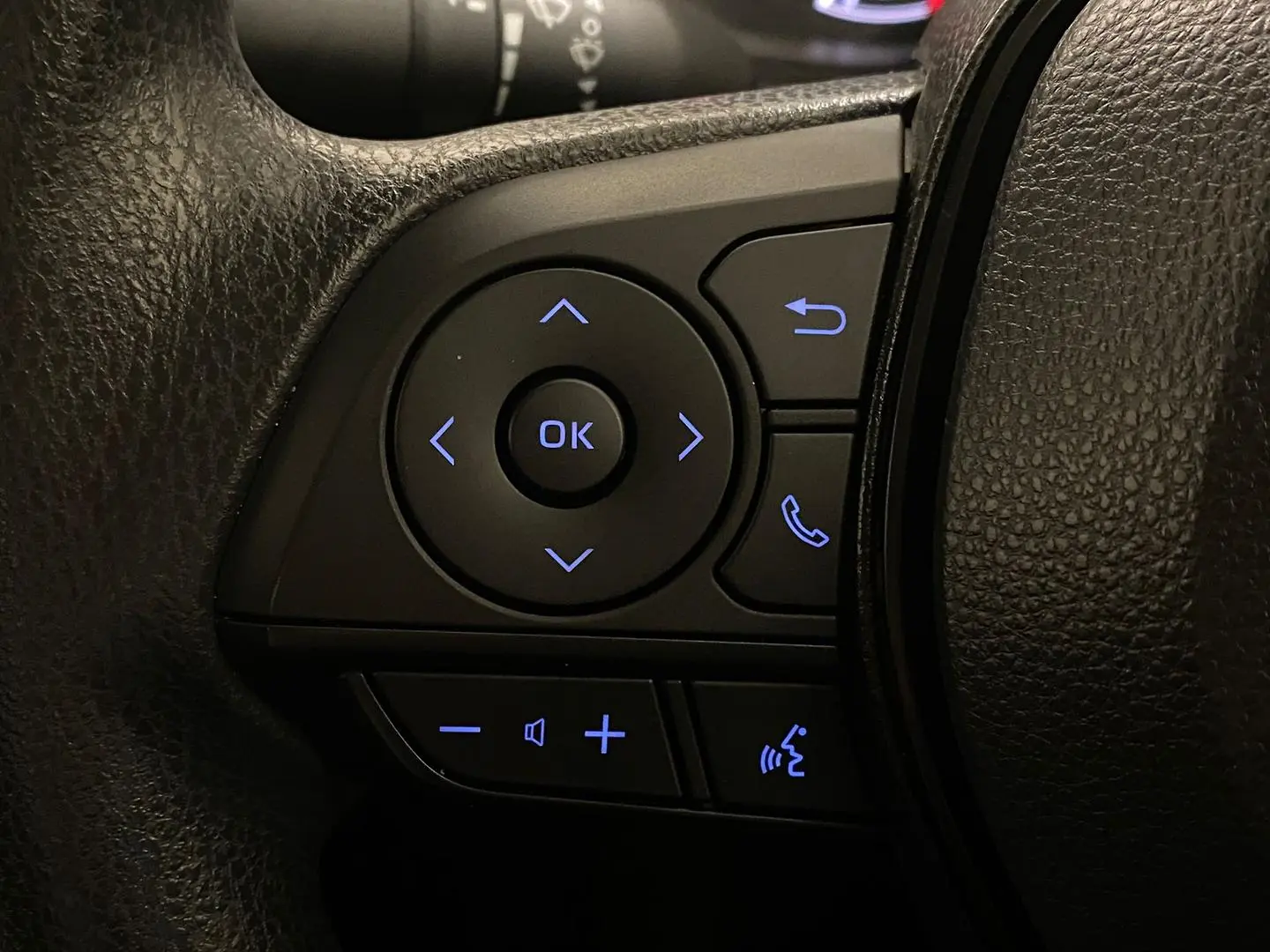 2021 Toyota Corolla Gallery Image 18
