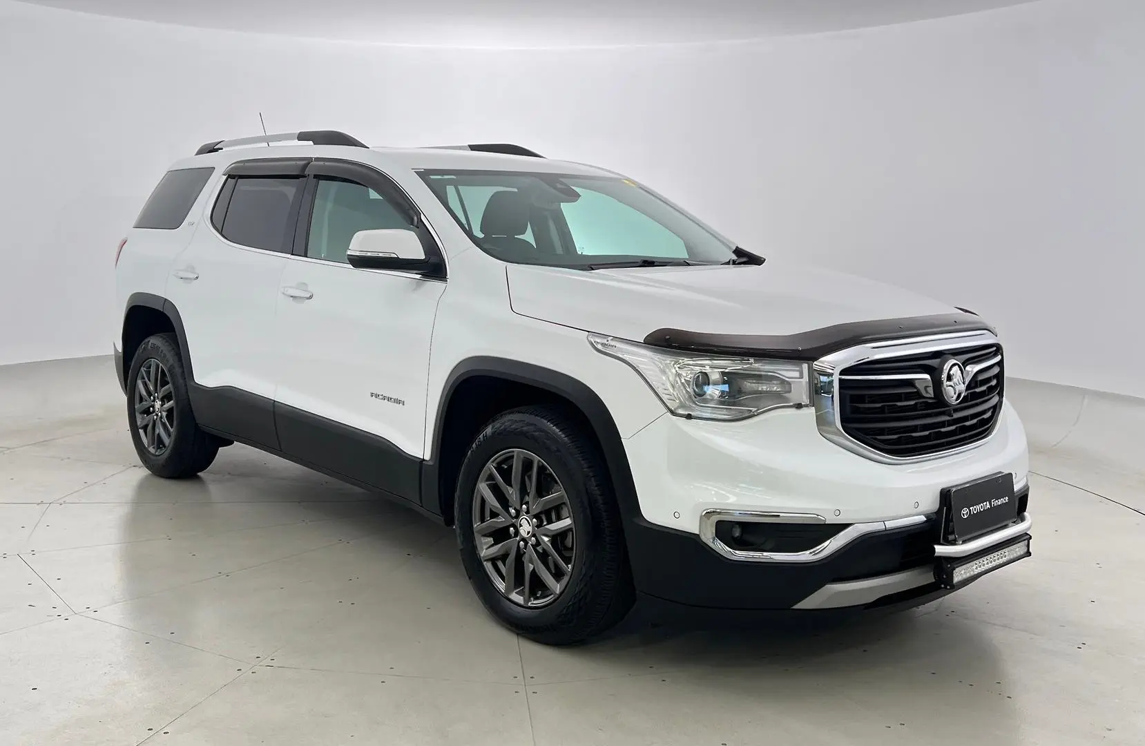 2019 Holden Acadia Gallery Image 1