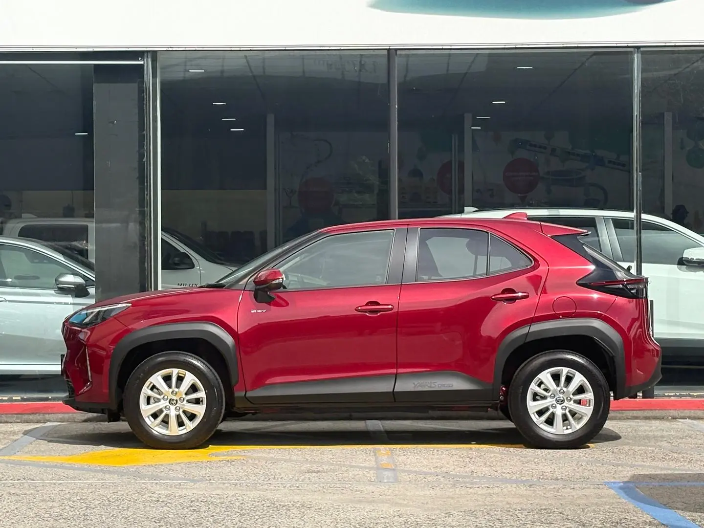 2024 Toyota Yaris Cross Gallery Image 5
