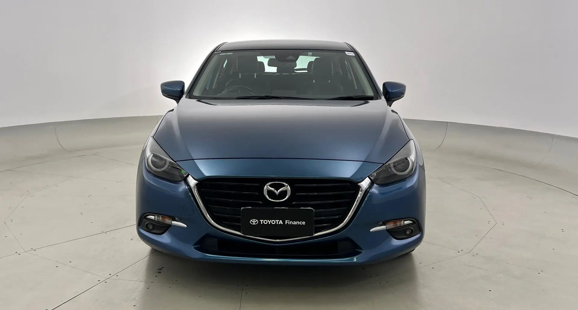 2018 Mazda 3 Gallery Image 9