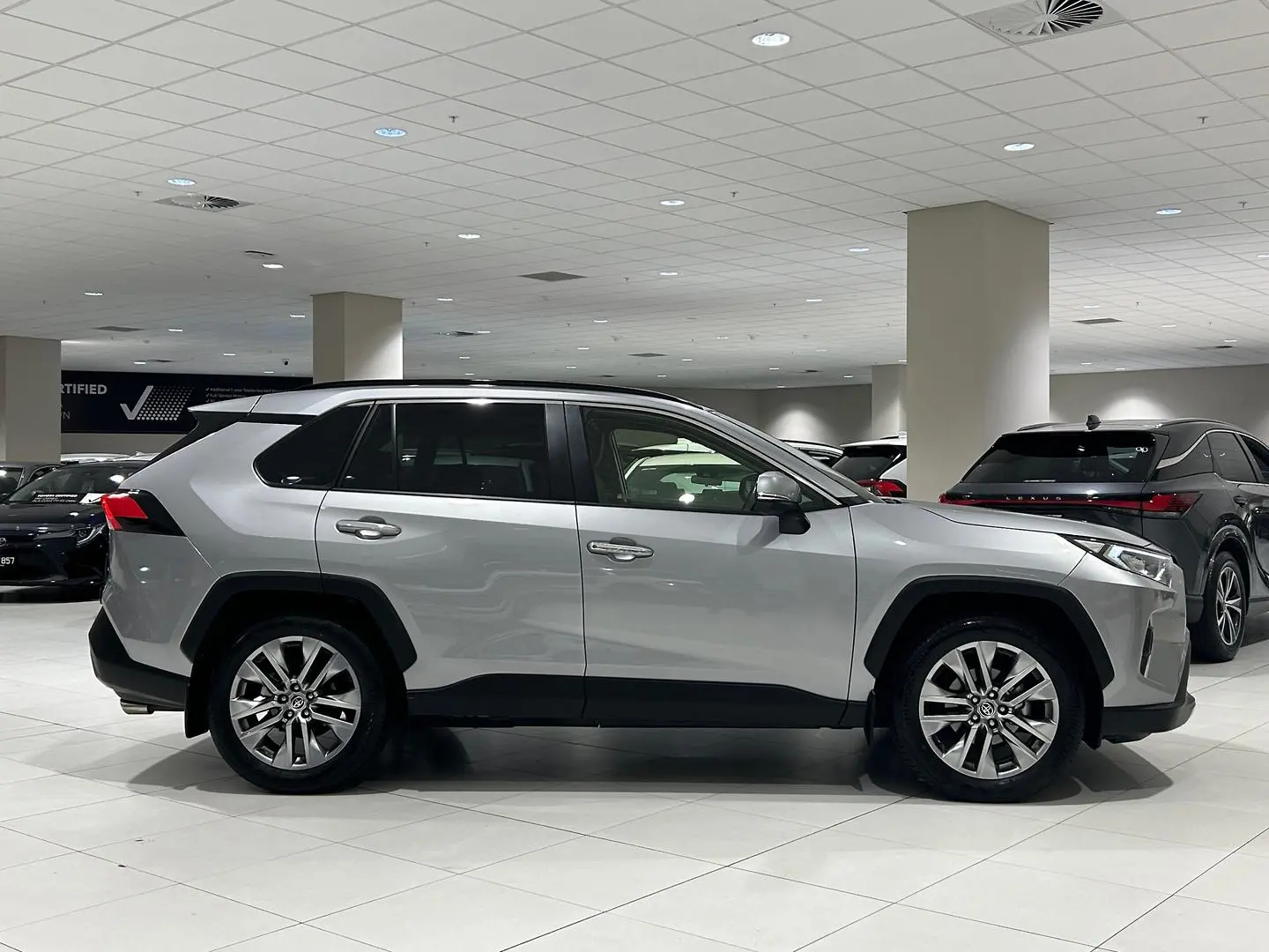 2024 Toyota RAV4 Gallery Image 2