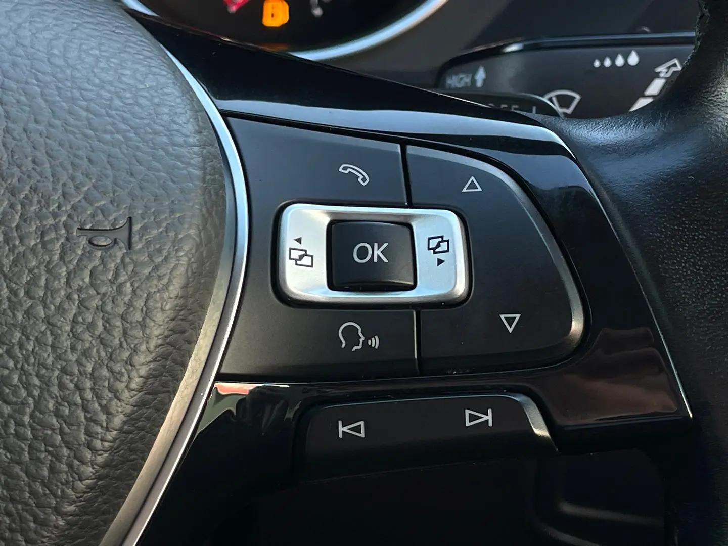 2018 Volkswagen Tiguan Gallery Image 19