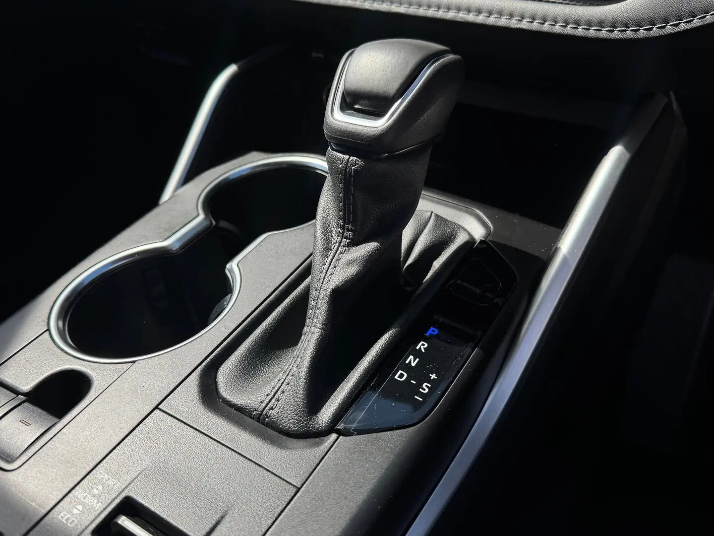 2022 Toyota Kluger Gallery Image 14