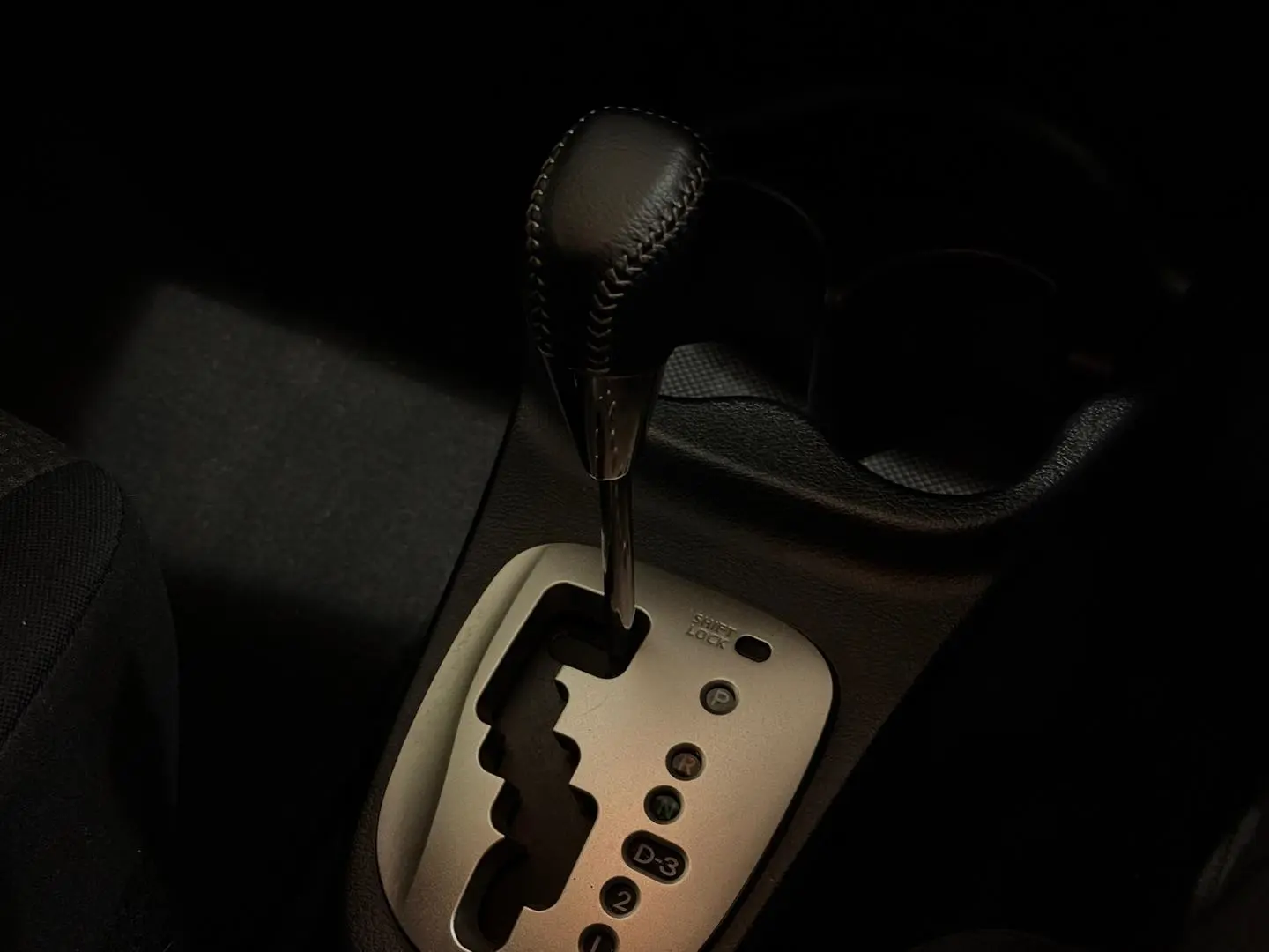2014 Toyota Yaris Gallery Image 18