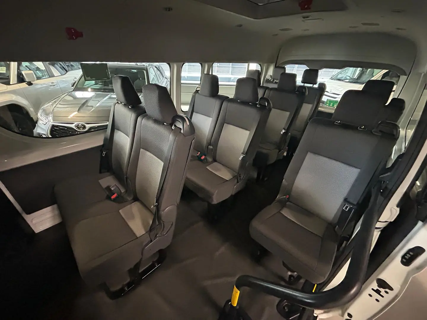 2019 Toyota Hiace Gallery Image 13