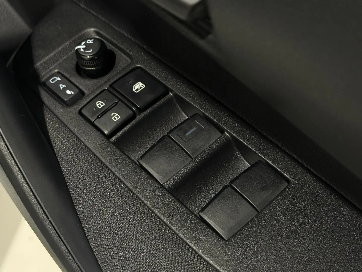 2024 Toyota Corolla Gallery Image 15