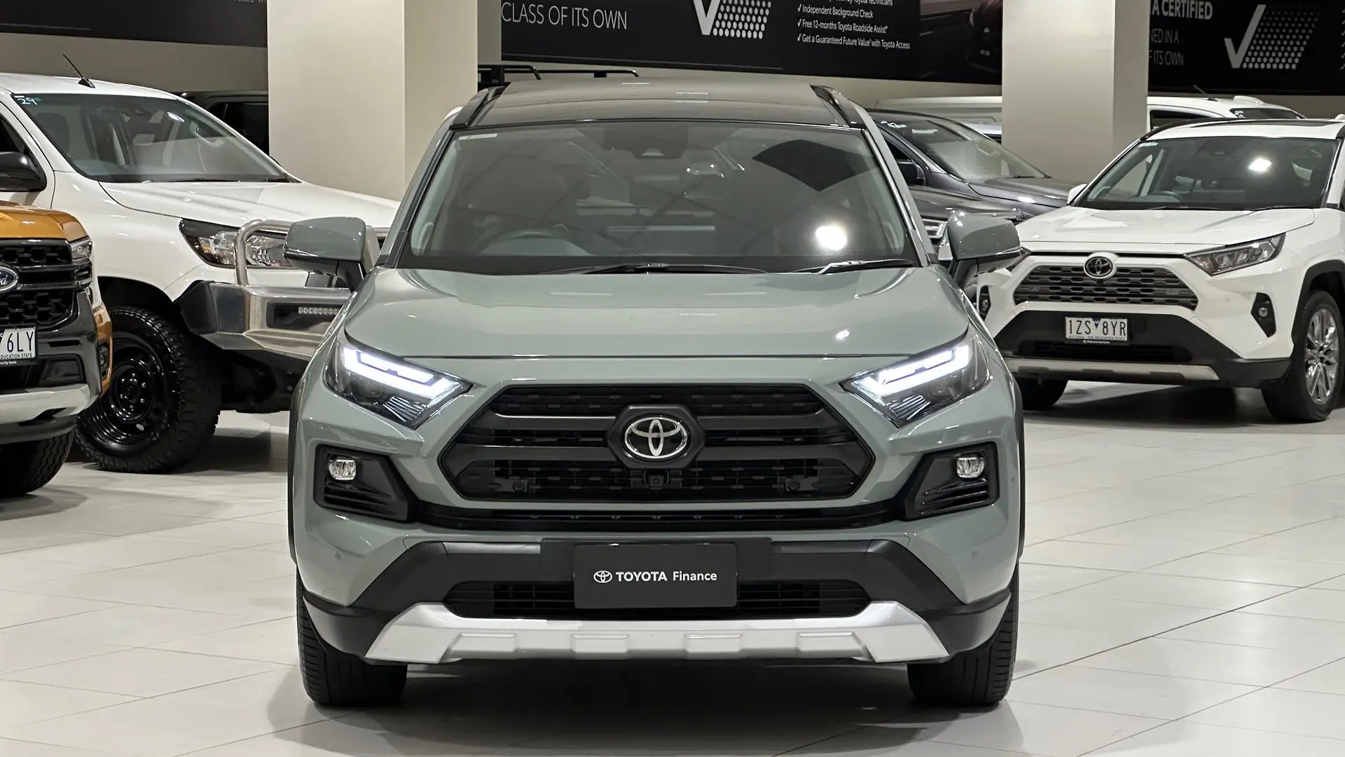 2024 Toyota RAV4 Gallery Image 4