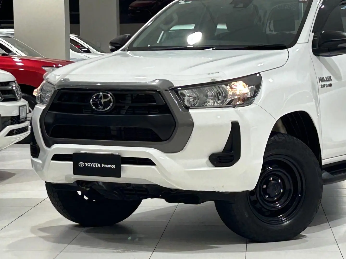2022 Toyota Hilux Gallery Image 7